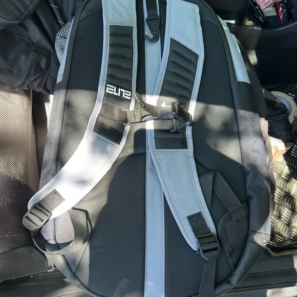 Nike Elite Basketball Backpack - Picture 2 of 2